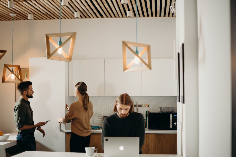 The Benefits of Collaborative Creativity
