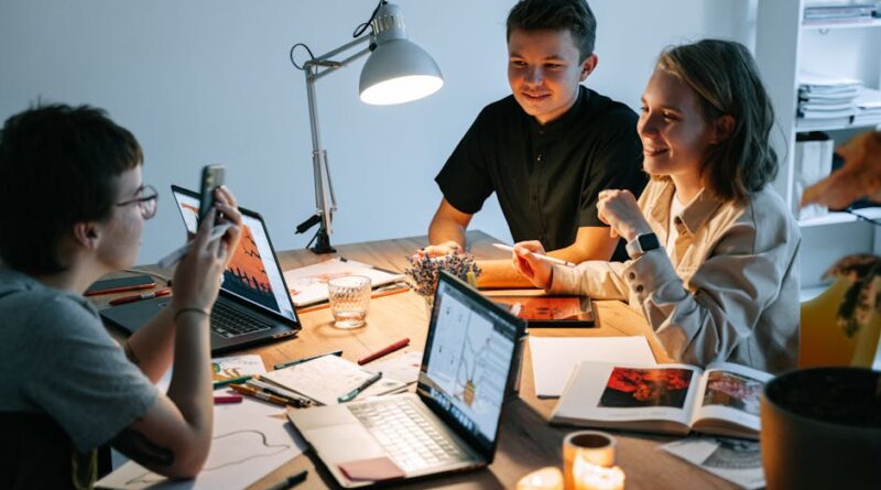 The Benefits of Collaborative Creativity